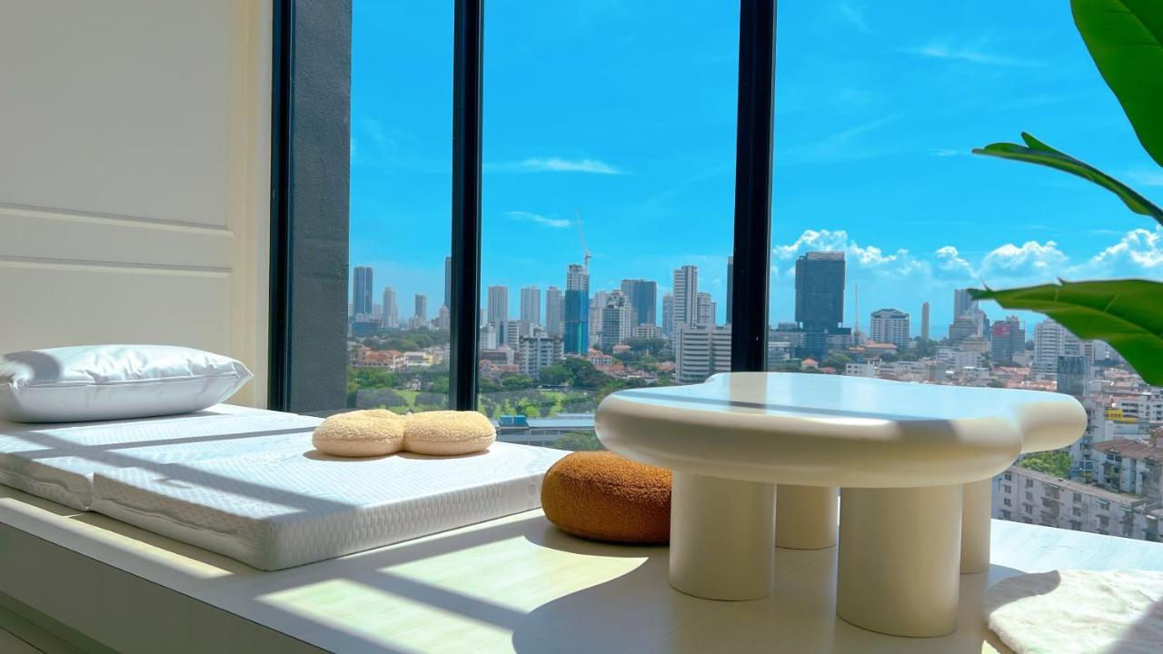 Skypool With Seaview 8Pax Beacon Executive Suites - Georgetown City Centre - 3Km To Komtar エクステリア 写真