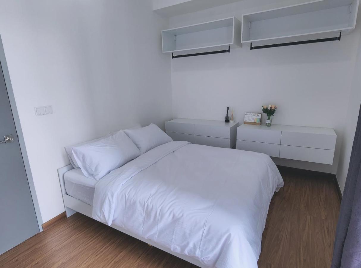 Skypool With Seaview 8Pax Beacon Executive Suites - Georgetown City Centre - 3Km To Komtar エクステリア 写真